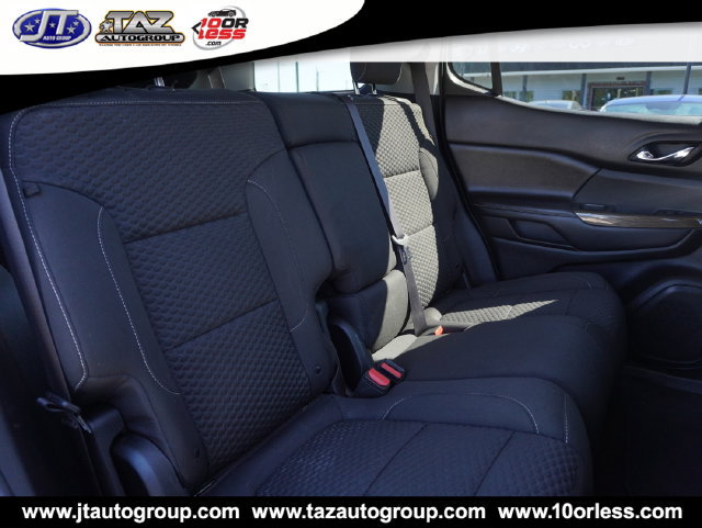 Used 2019 GMC Acadia SLE FWD image 21
