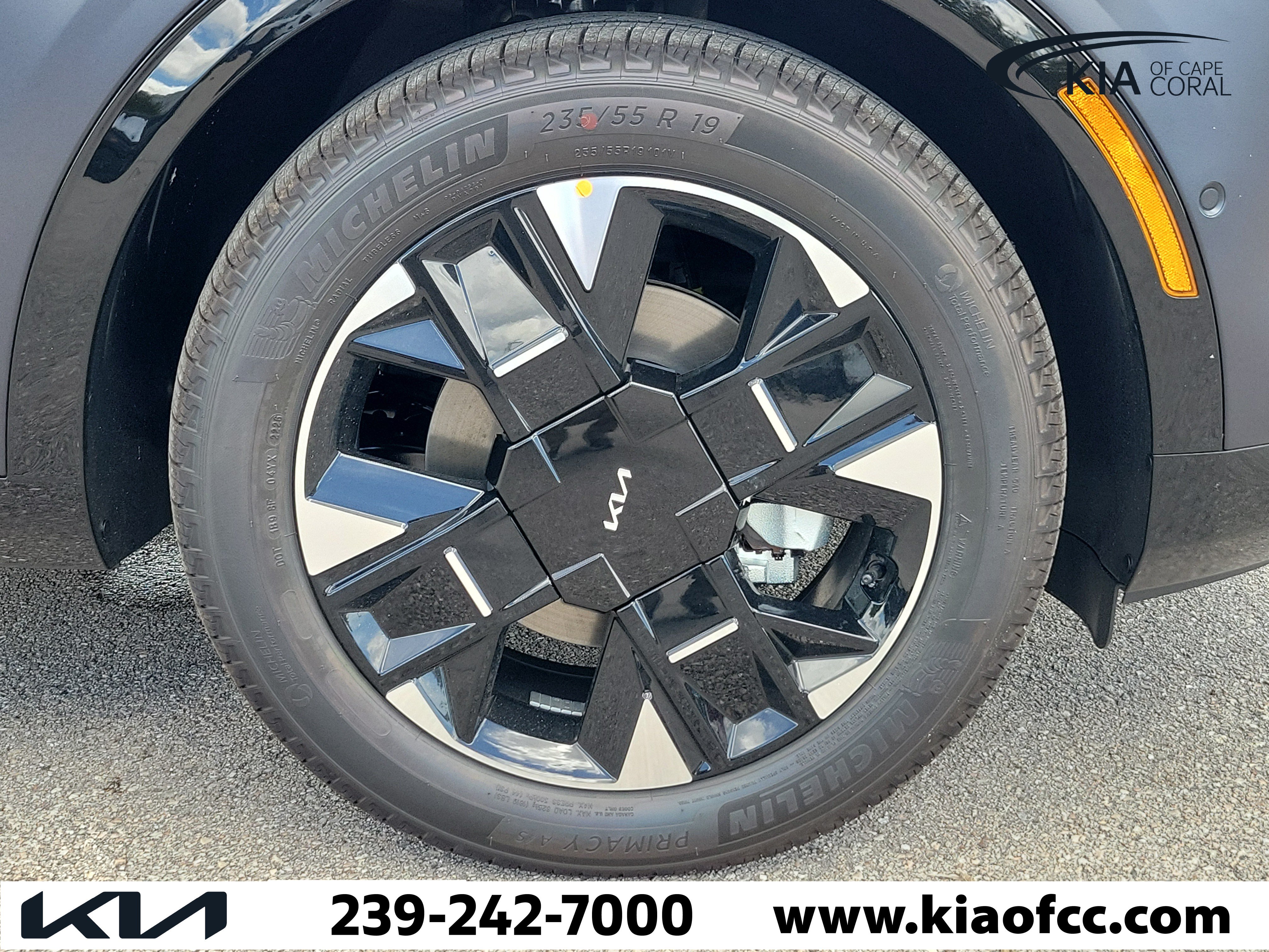 New 2027 Kia Sportage SX FWD image 7