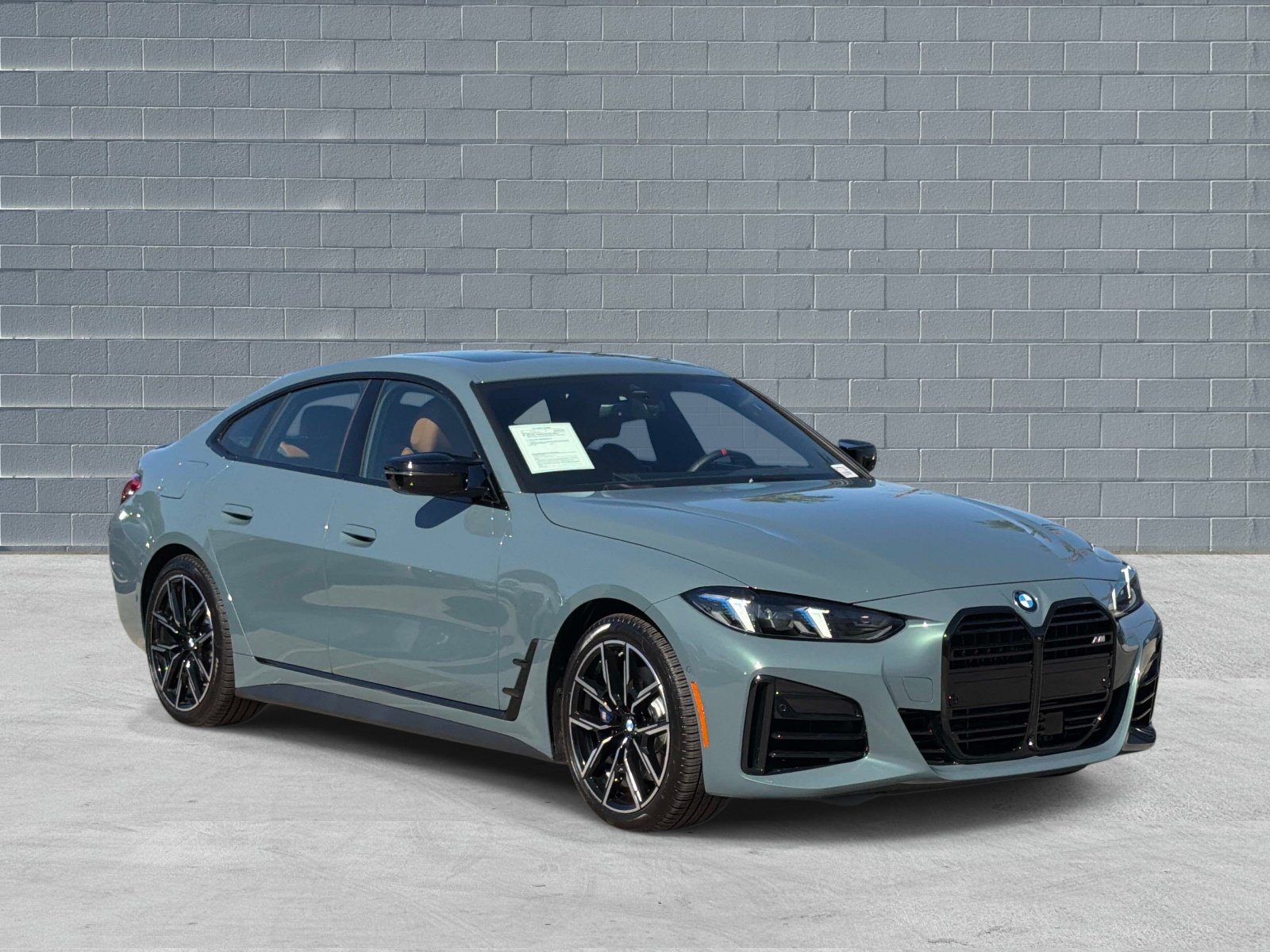 Used 2026 BMW M440i RWD image 1