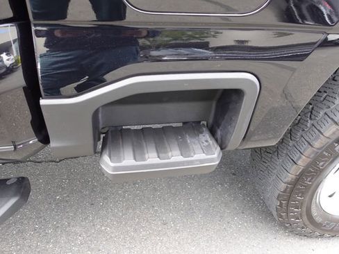 Used 2024 Ford F250 XLT AWD/4WD image 11