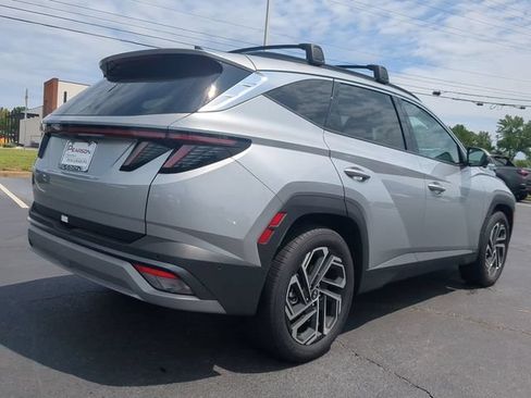Certified 2026 Hyundai Tucson Limited FWD image 4