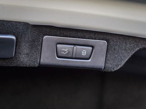 Used 2021 Maserati Quattroporte S GranSport Q4 AWD/4WD image 12