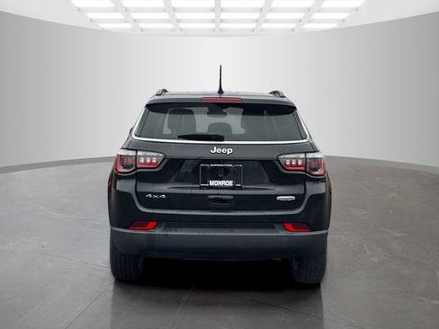 Certified 2022 Jeep Compass Latitude w/ Convenience Group image 6