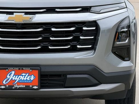 New 2026 Chevrolet Equinox LT w/ Convenience Package II FWD image 8