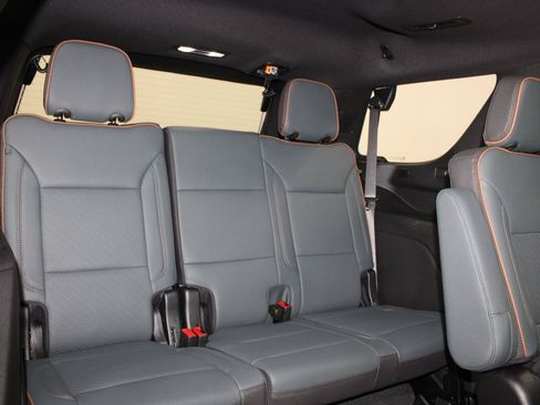 New 2026 GMC Yukon AT4 w/ AT4 Premium Package AWD/4WD image 19