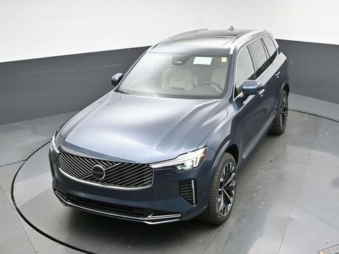 New 2026 Volvo XC90 B6 Plus w/ Protection Package Premier image 47