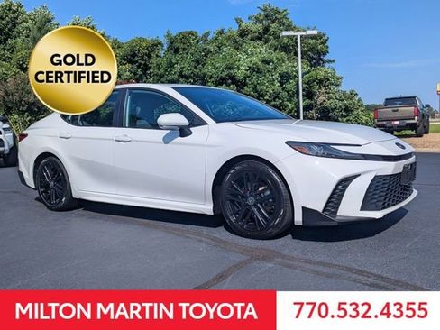 Certified 2025 Toyota Camry SE FWD image 2
