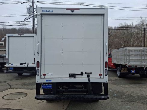 New 2026 Chevrolet Express 3500 w/ Power Convenience Package image 5