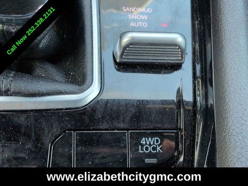 Used 2025 Jeep Compass Limited AWD/4WD image 29