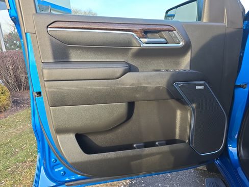 Used 2022 GMC Sierra 1500 Elevation w/ Preferred Package image 18