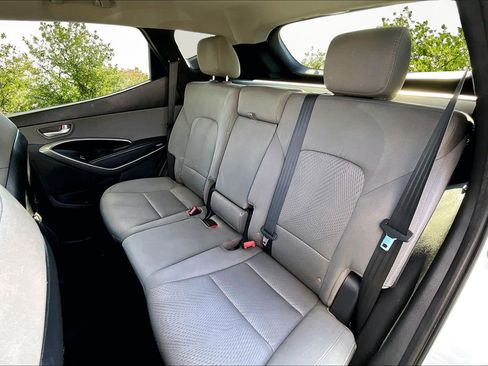 Used 2016 Hyundai Santa Fe AWD w/ Option Group 02 image 26