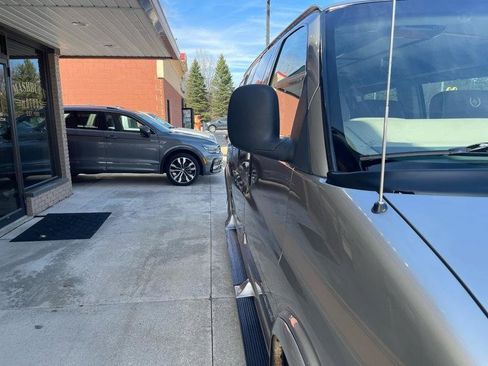 Used 1999 GMC Savana 1500 image 7