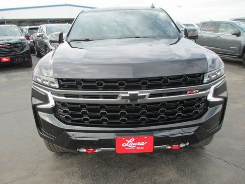 Used 2022 Chevrolet Tahoe Z71 w/ Luxury Package image 11