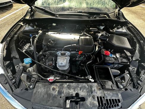 Used 2017 Honda Accord LX image 19