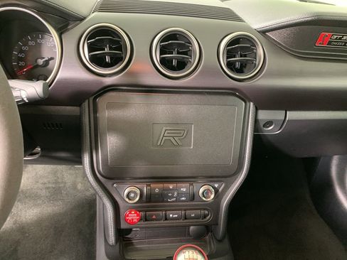 Used 2016 Ford Mustang Shelby GT350R w/ GT350R Equipment Group 920A image 21