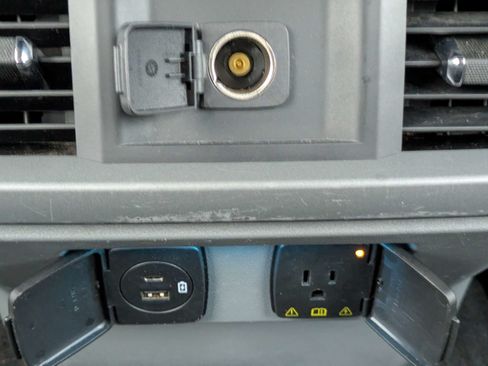 Used 2021 Ford F150 XLT w/ Equipment Group 301A Mid AWD/4WD image 8