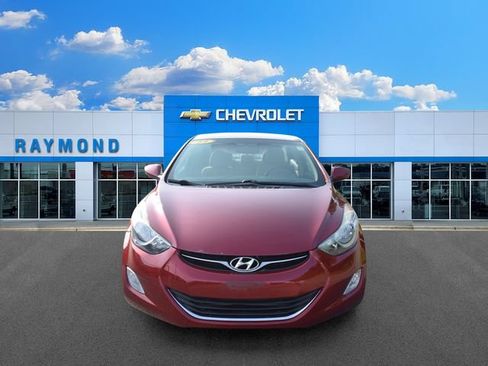 Used 2013 Hyundai Elantra GLS w/ Preferred Pkg FWD image 8