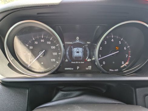 Used 2016 Land Rover Range Rover Sport HSE AWD/4WD image 11