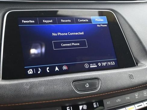 Used 2020 Cadillac XT4 Premium Luxury AWD/4WD image 27