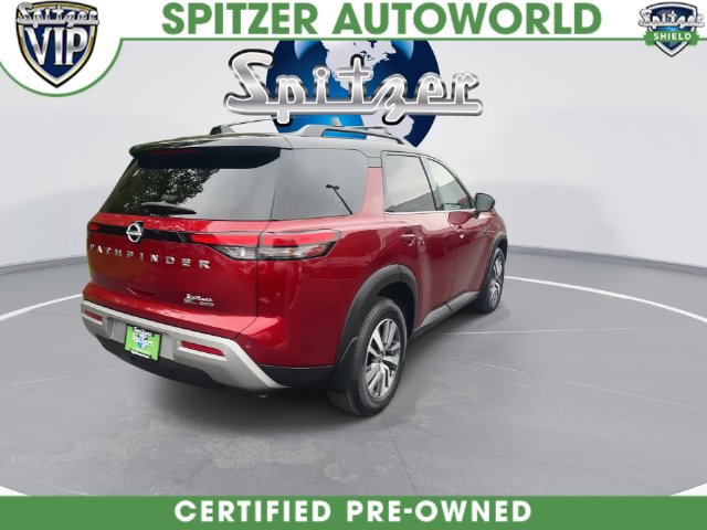 Used 2024 Nissan Pathfinder SL AWD/4WD image 14