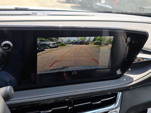 New 2026 Buick Envista Avenir FWD image 15