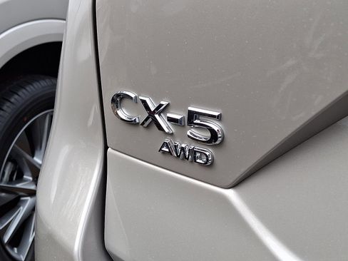 New 2025 MAZDA CX-5 AWD 2.5 S w/ Select Package image 5