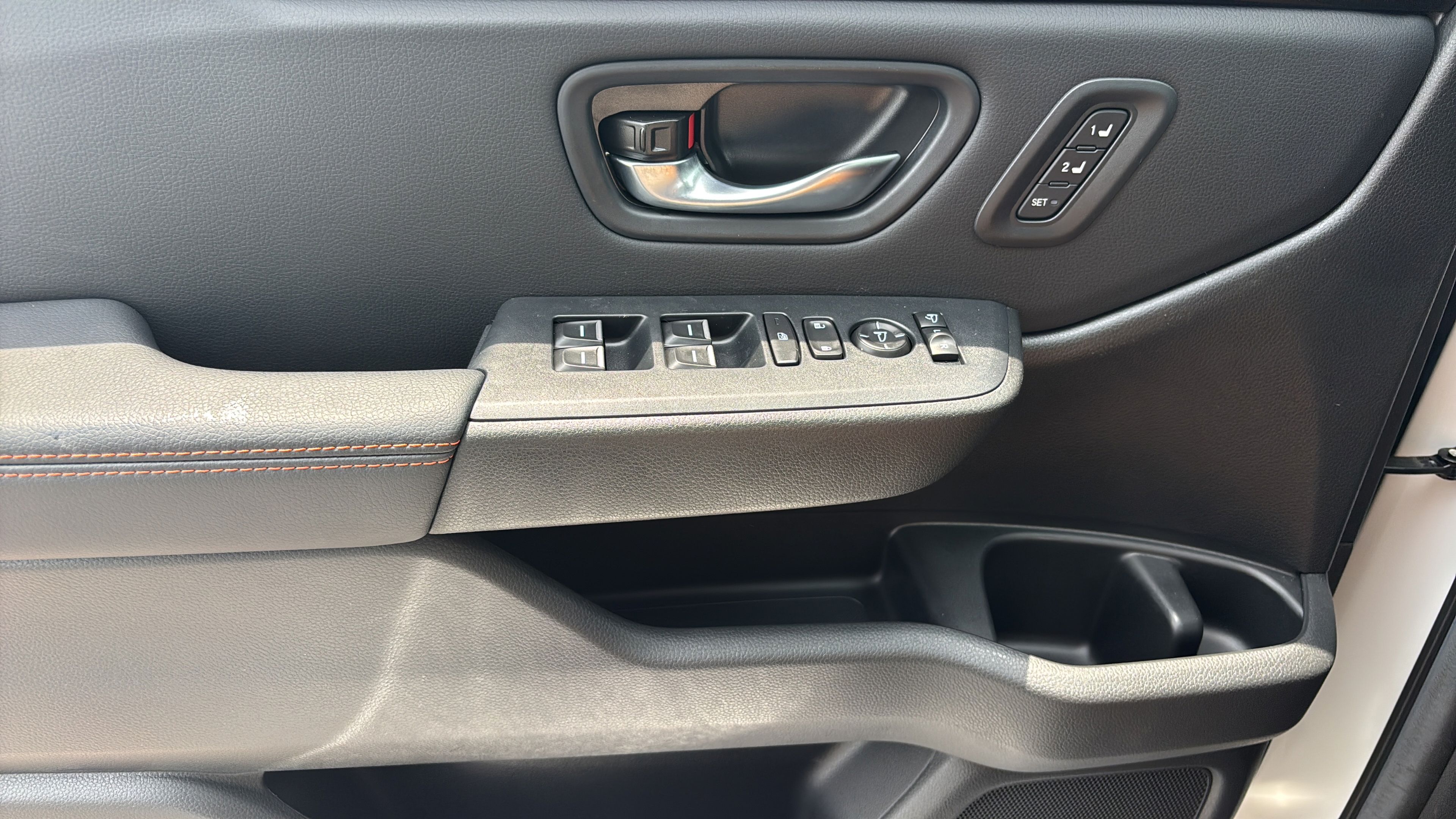 Certified 2025 Honda Pilot TrailSport image 20