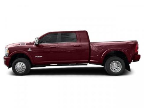 Used 2024 RAM 3500 Tradesman w/ Chrome Appearance Group image 9