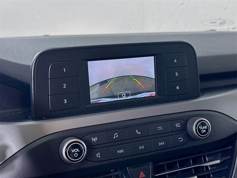 Used 2020 Ford Escape S image 9