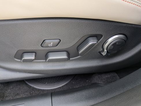 New 2026 Genesis GV70 3.5T Sport Prestige AWD/4WD image 19