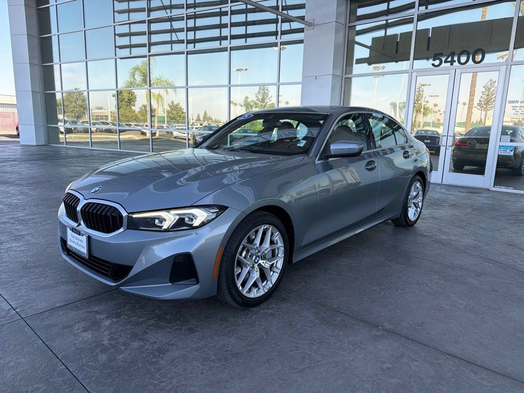 Used 2025 BMW 330i Sedan w/ Premium Package RWD image 1