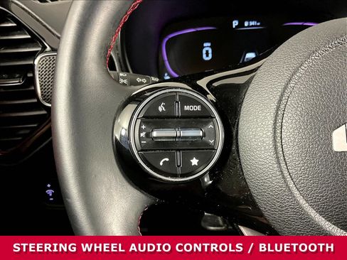 Used 2023 Kia Soul GT-Line FWD image 10
