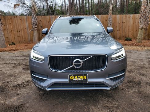 Used 2018 Volvo XC90 T6 Momentum w/ Momentum Plus Package image 14