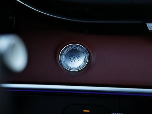 Used 2022 Genesis GV70 3.5T Sport w/ Sport Prestige Package image 38