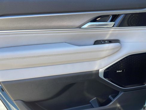 New 2026 Jeep Grand Wagoneer Limited AWD/4WD image 24