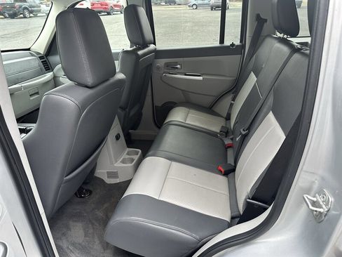 Used 2008 Jeep Liberty Limited w/ Premium Group II image 6