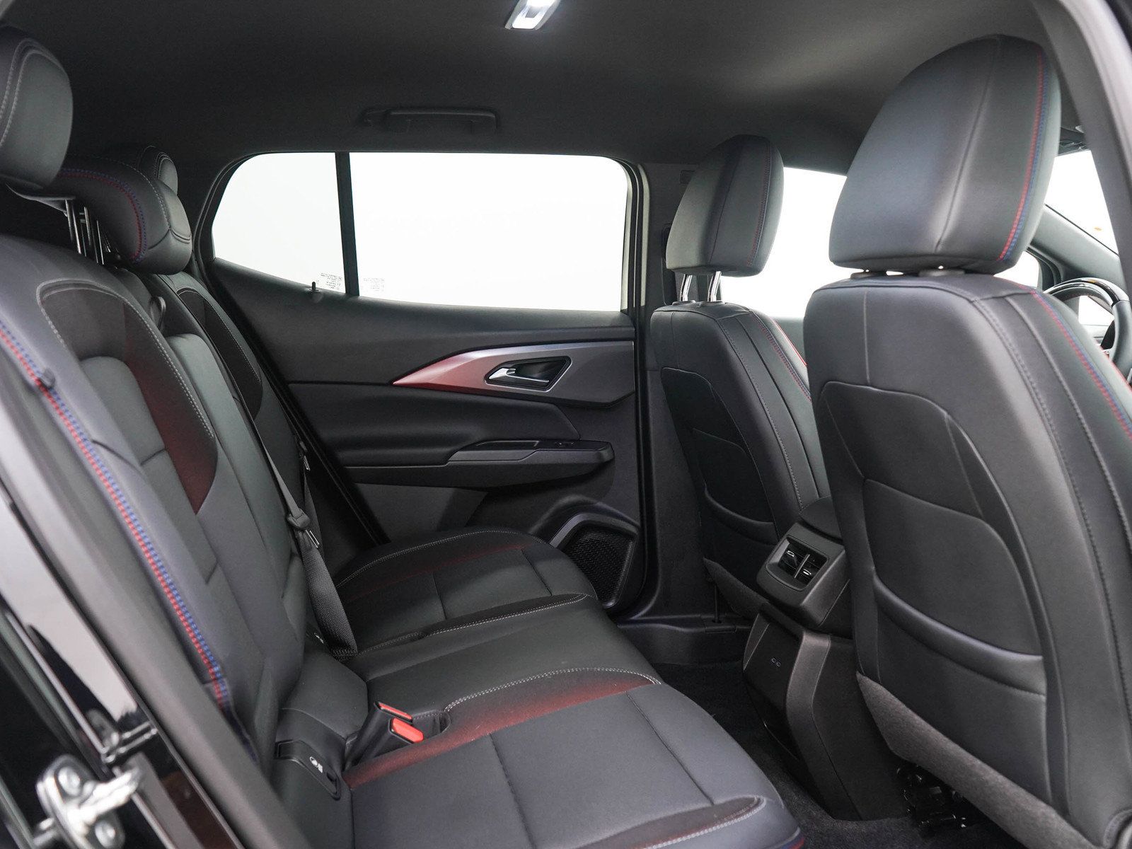 Used 2024 Chevrolet Equinox EV RS FWD image 15