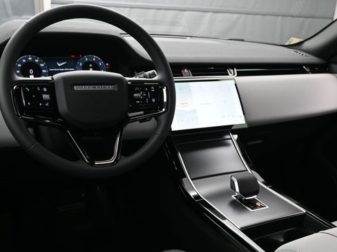 New 2026 Land Rover Range Rover Evoque S image 7