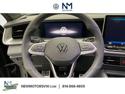New 2026 Volkswagen Tiguan SE R-Line image 10