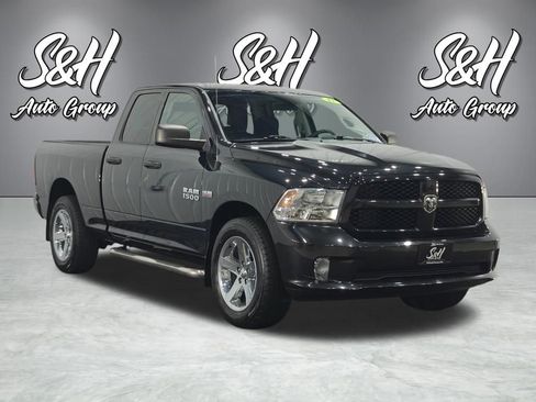 Used 2017 RAM 1500 Express AWD/4WD image 2