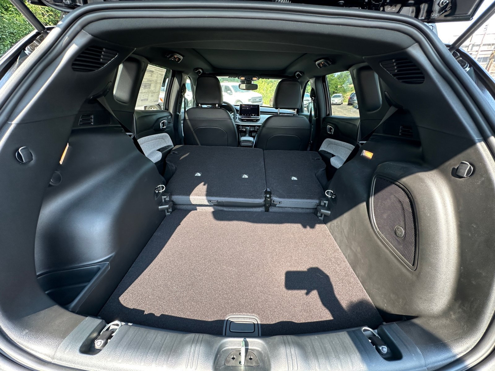 New 2026 Jeep Compass Latitude AWD/4WD image 40
