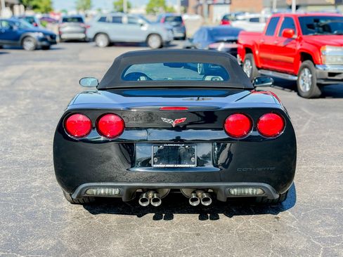 Used 2010 Chevrolet Corvette Convertible w/ Preferred Equipment Group RWD image 13