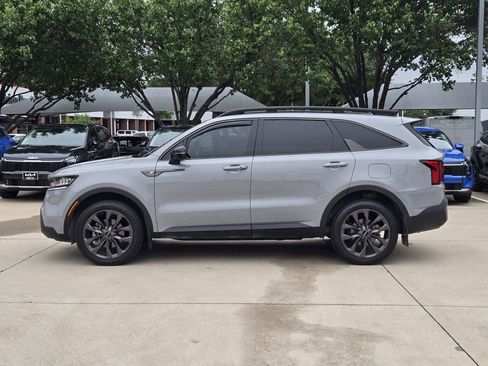 Certified 2023 Kia Sorento X-Line EX AWD/4WD image 12
