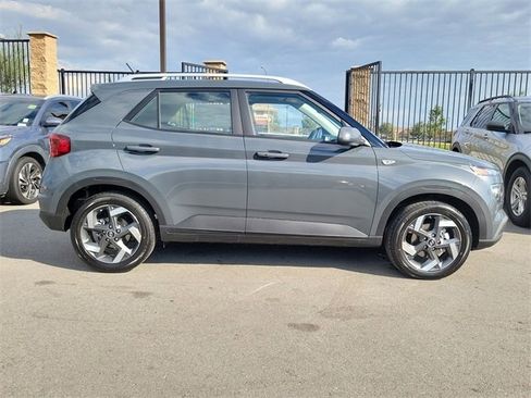 New 2026 Hyundai Venue SEL image 26