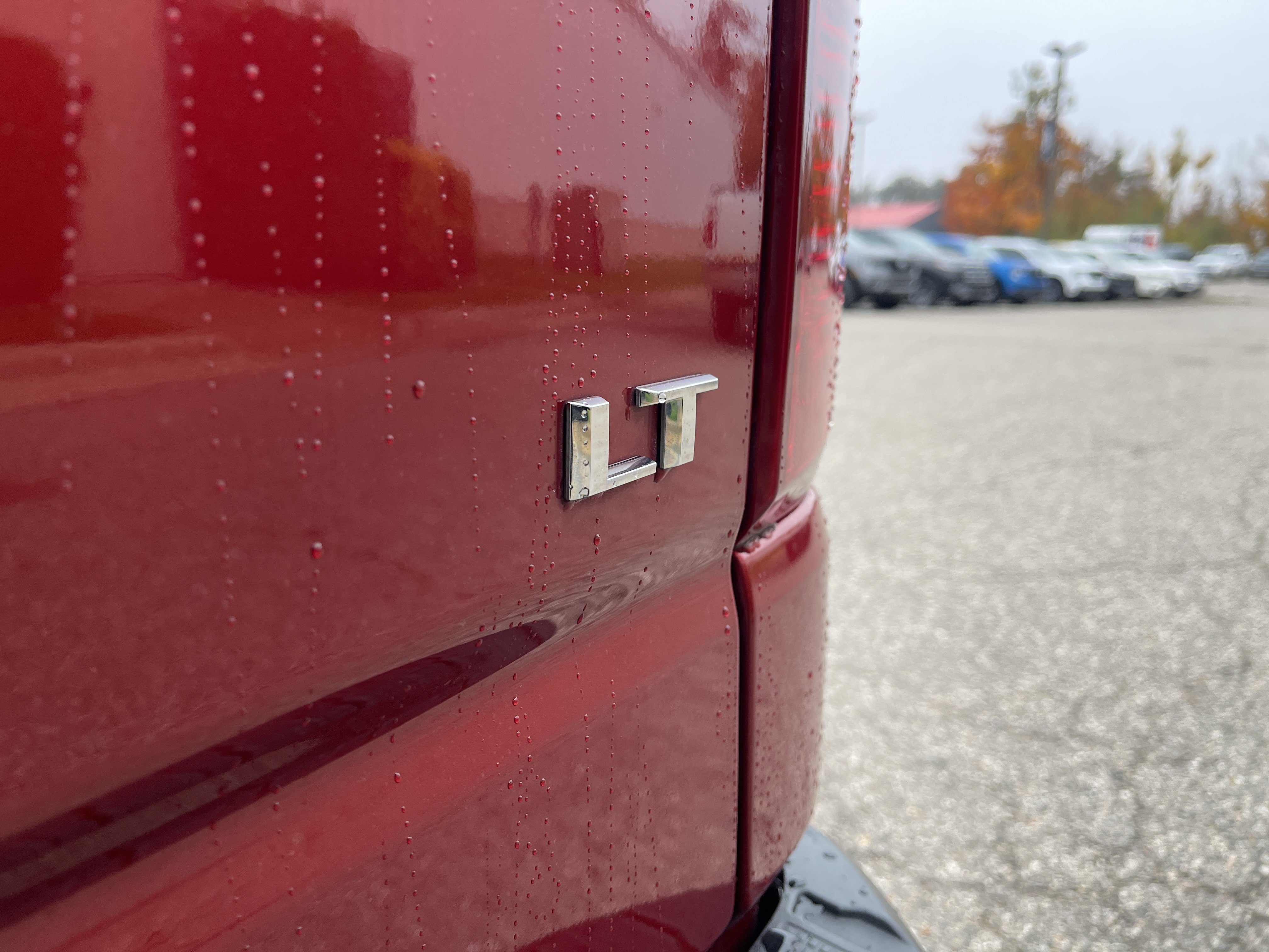 Used 2023 Chevrolet Silverado 1500 LT AWD/4WD image 25