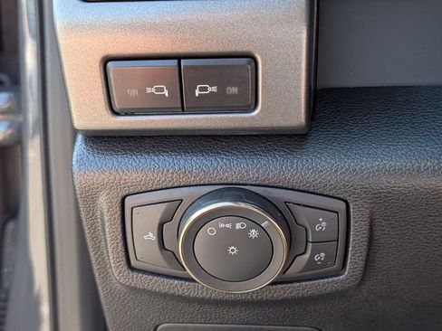 Used 2020 Ford F150 Raptor w/ Equipment Group 802A Luxury image 27