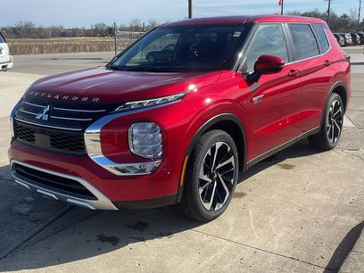 New 2025 Mitsubishi Outlander SE
