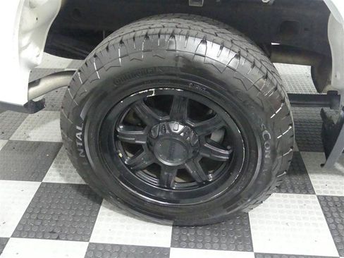 Used 2020 Chevrolet Silverado 1500 W/T w/ WT Value Package AWD/4WD image 14