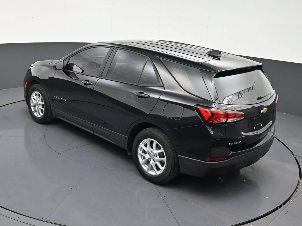Used 2024 Chevrolet Equinox LS FWD image 11