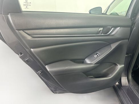 Used 2019 Honda Accord LX image 25